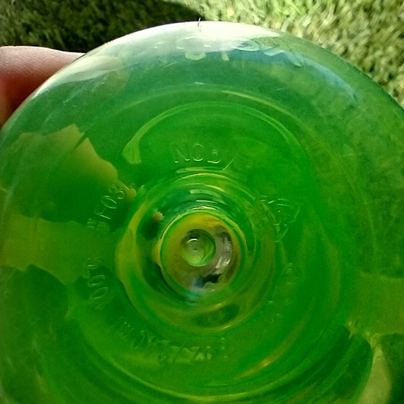 Nuby 8oz Sippy Cups 2pk Green/Blue - Picture 8 of 8